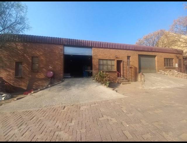 BUSINESS PROPERTY TO RENT IN SUNDERLAND RIDGE